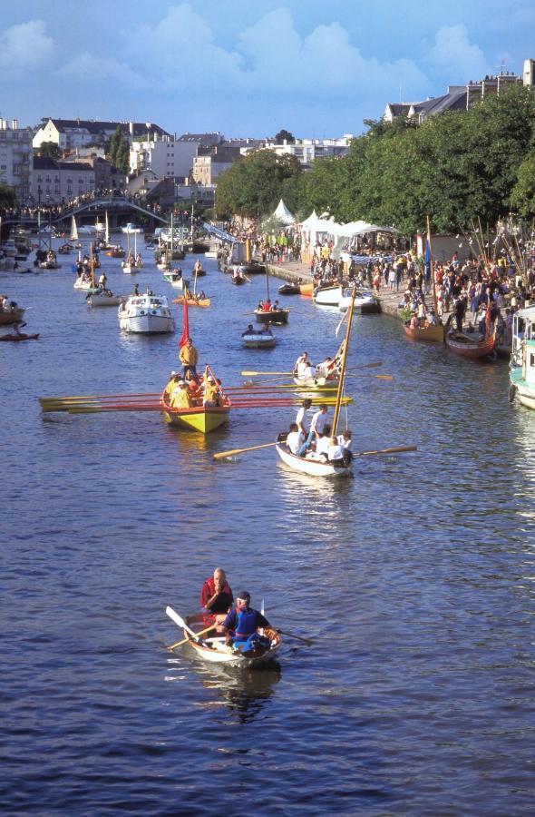 Nantes Camping Le Petit Port Hotel Bagian luar foto